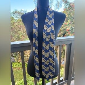Men’s Audrey Buckner Blue Leaf 100% Silk Tie